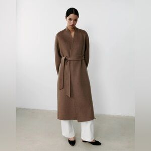The Modern Cashmere Wool coat Camel